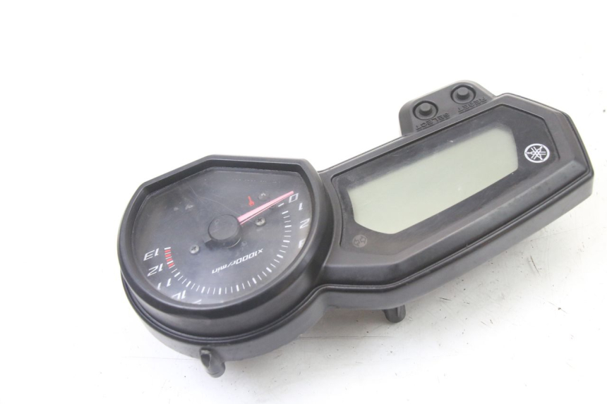 photo de CONTACHILOMETRI YAMAHA XJ6 ABS 600 (2008 - 2016)
