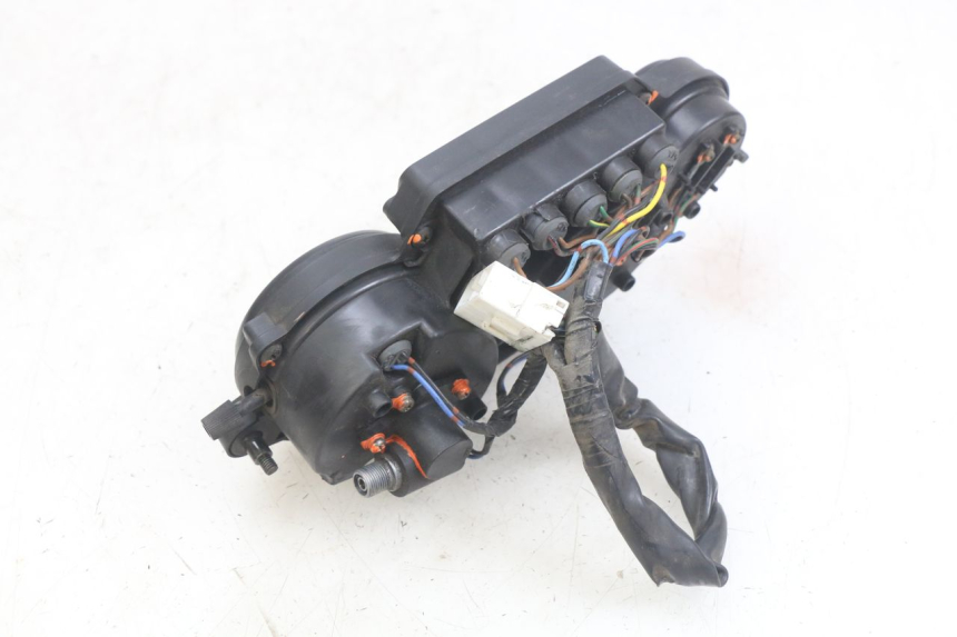 photo de CONTATORE YAMAHA YZF R THUNDERCAT 600 (1996 - 2003)