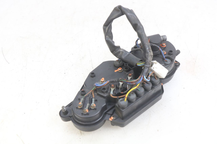 photo de CONTATORE YAMAHA YZF R THUNDERCAT 600 (1996 - 2003)