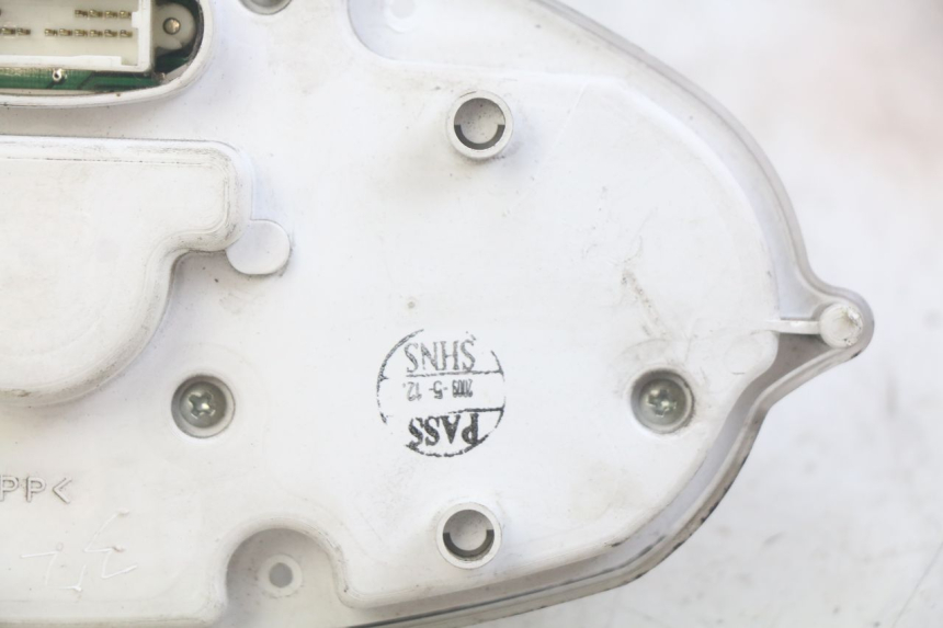 photo de CONTACHILOMETRI YAMAHA YP MAJESTY 125 (2007 - 2010)