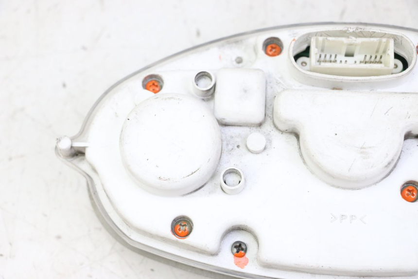 photo de CONTACHILOMETRI YAMAHA YP MAJESTY 125 (2002 - 2006)