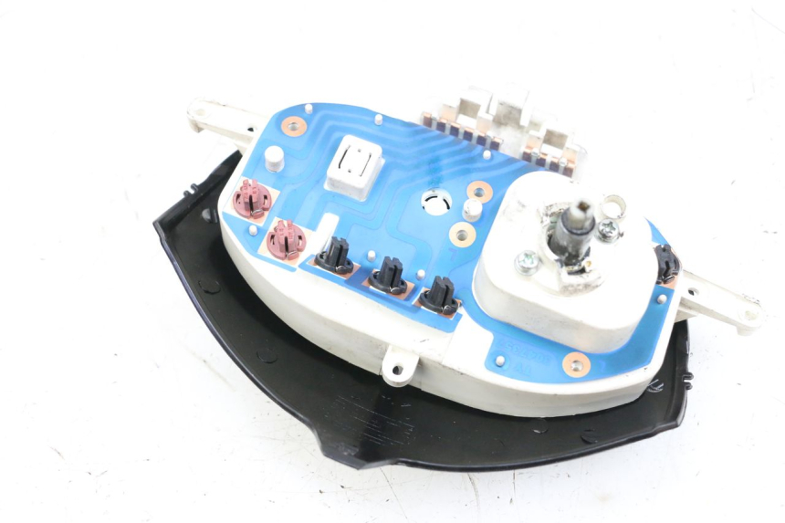 photo de CONTACHILOMETRI PIAGGIO ZIP 2T 50 (2009 - 2019) - Primo piano tecnico