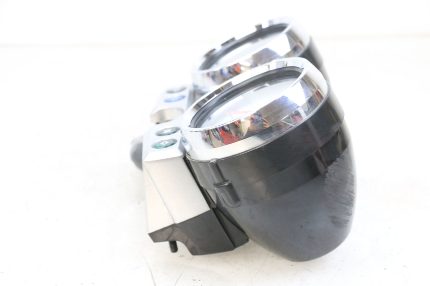 photo de CONTACHILOMETRI KAWASAKI ZR 7 750 (1999 - 2001) - Vista d'insieme del prodotto