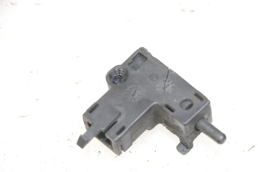 photo de INTERRUTTORE FRIZIONE YAMAHA FZ6 N FAZER 600 (2004 - 2006)