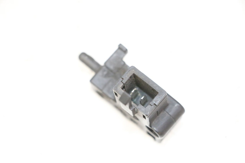 photo de INTERRUTTORE FRIZIONE YAMAHA FZ6 N FAZER 600 (2004 - 2006)