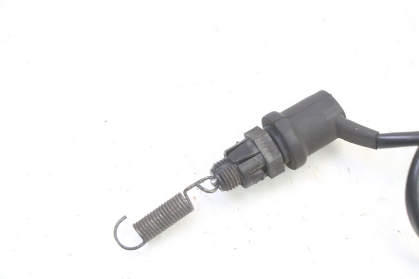 photo de INTERRUTTORE STOP POSTERIORE YAMAHA FZ6 FAZER S2 600 (2007 - 2011)