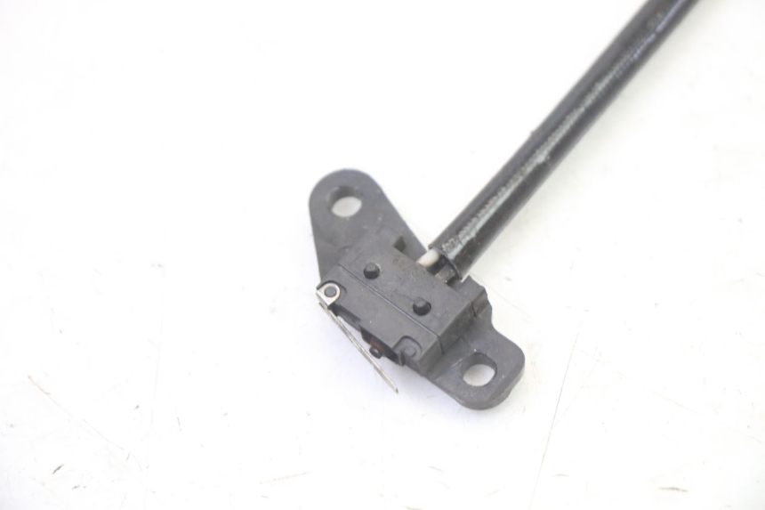 photo de INTERRUTTORE STOP POSTERIORE BMW G310 R 310 (2016 - 2020)