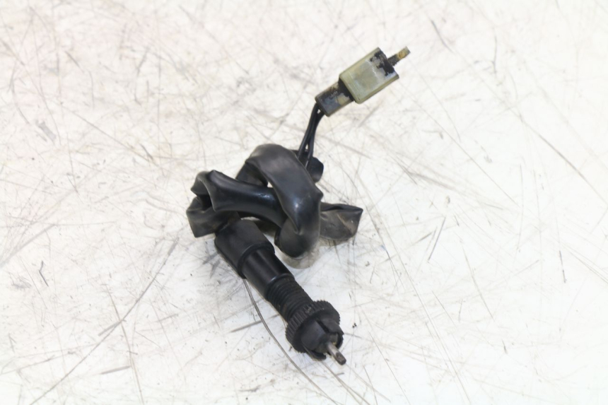photo de INTERRUTTORE STOP POSTERIORE HONDA NTV REVERSE 650 (1993 - 1994)