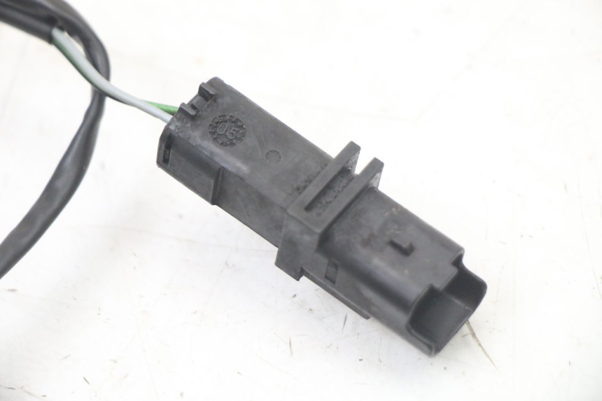 photo de INTERRUTTORE STOP POSTERIORE PEUGEOT SATELIS COMPRESSOR K15 125 (2006 - 2009)