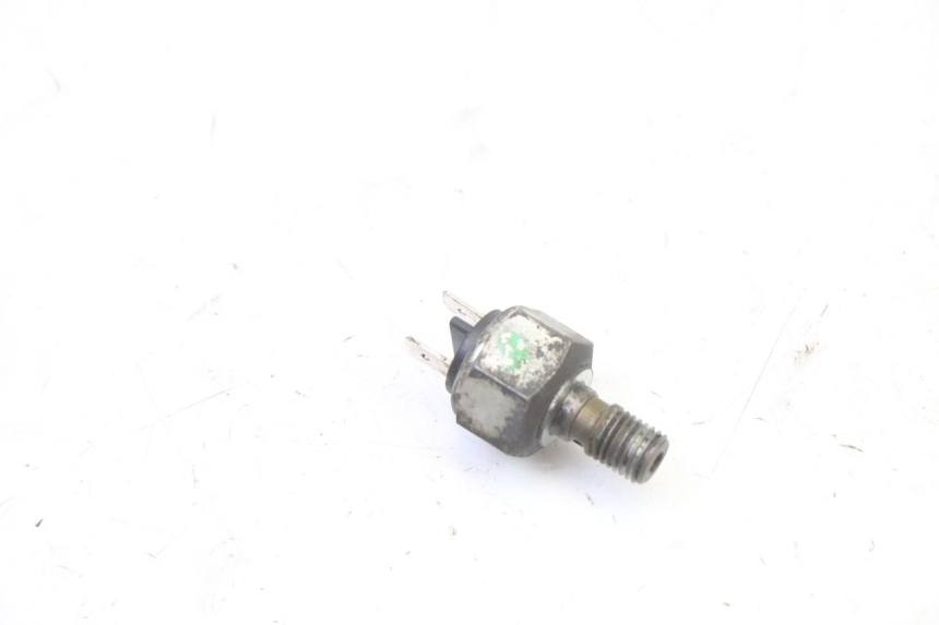 photo de INTERRUTTORE STOP POSTERIORE TRIUMPH SPRINT 900 (1995 - 1998)
