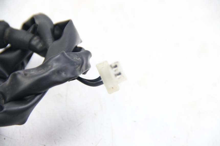 photo de INTERRUTTORE STOP POSTERIORE HONDA XR L 125 (2003 - 2007)