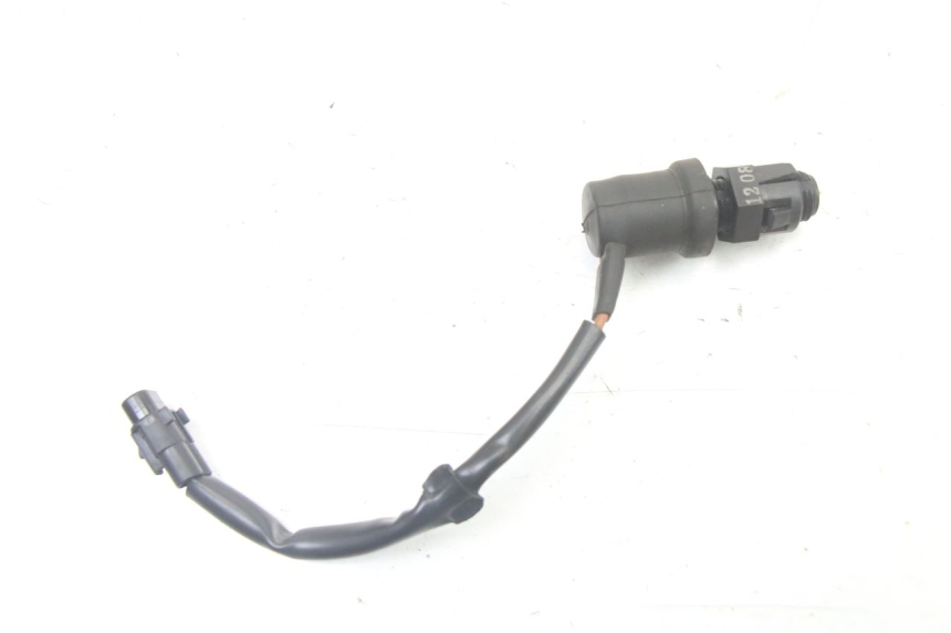 photo de INTERRUTTORE STOP POSTERIORE YAMAHA TRACER 7 700 (2020 - 2024)
