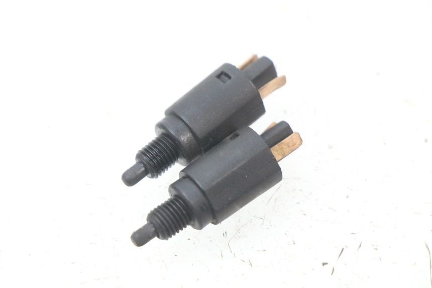 photo de Interruttore Stop PIAGGIO BEVERLY 125 (1998 - 2005)