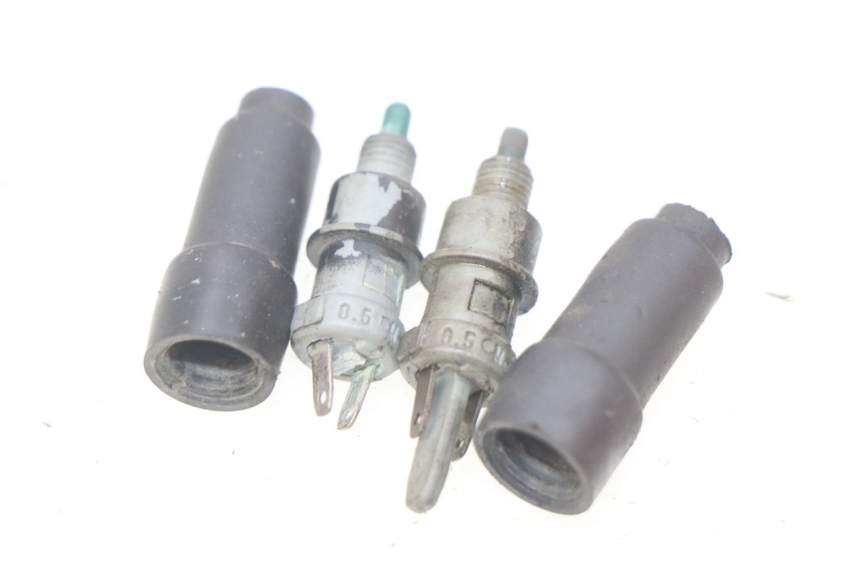 photo de INTERRUTTORE STOP MBK BOOSTER SPIRIT NAKED 50 (2004 - 2017)