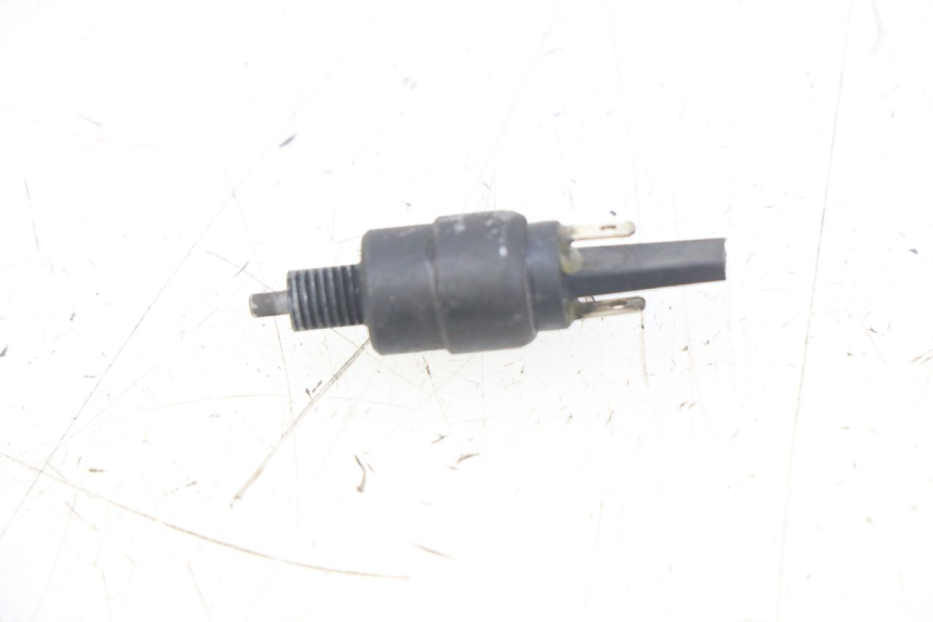 photo de INTERRUTTORE STOP FRENO DESTRO APRILIA ATLANTIC 500 (2002 - 2003)