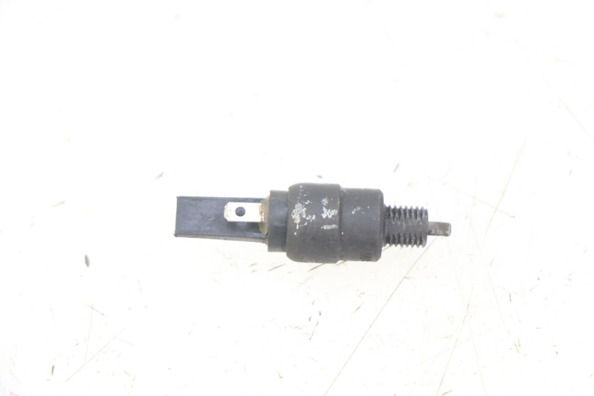 photo de INTERRUTTORE STOP FRENO DESTRO APRILIA ATLANTIC 500 (2002 - 2003)