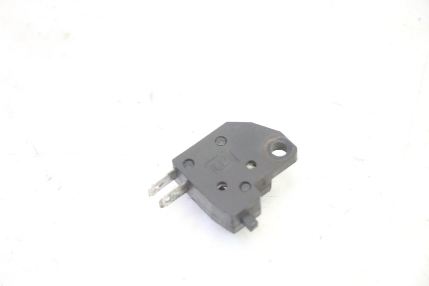 photo de INTERRUTTORE STOP DESTRA ORCAL CAVARO 4T 50 (2019 - 2023)