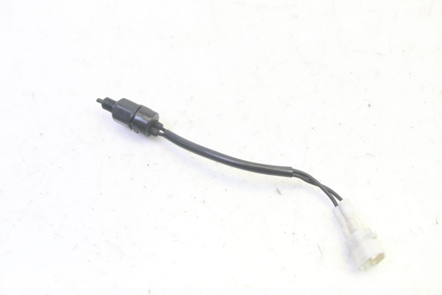 photo de INTERRUTTORE STOP DESTRA PIAGGIO FLY 4T 50 (2013 - 2017) - Zoom sullo stato d'uso