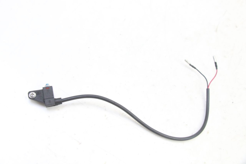 photo de INTERRUTTORE FANALE STOP DESTRO VENESI FLY RETRO 4T 50 (2020 - 2025)