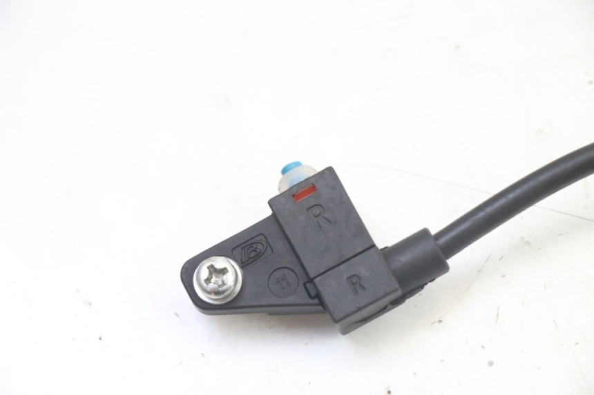 photo de INTERRUTTORE FANALE STOP DESTRO VENESI FLY RETRO 4T 50 (2020 - 2025)