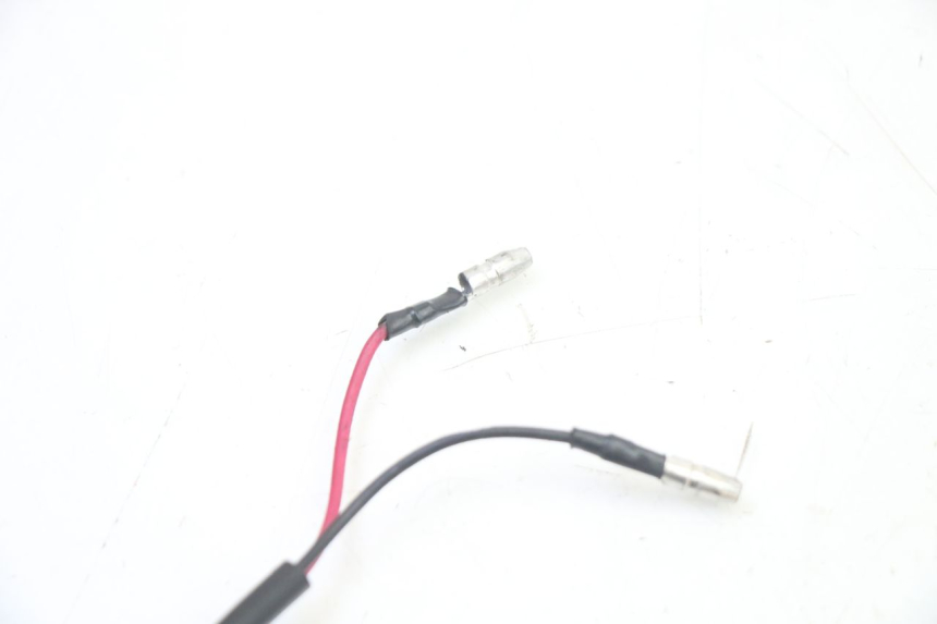 photo de INTERRUTTORE FANALE STOP DESTRO VENESI FLY RETRO 4T 50 (2020 - 2025)