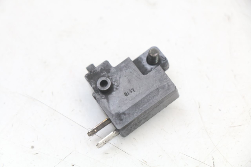 photo de INTERRUTTORE STOP DESTRA HONDA NES AROBASE 125 (2000 - 2003)