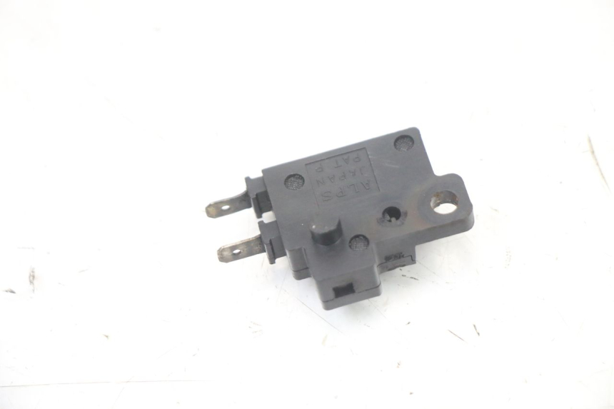 photo de INTERRUTTORE STOP DESTRA HONDA VT C2 SHADOW 750 (1997 - 2001)