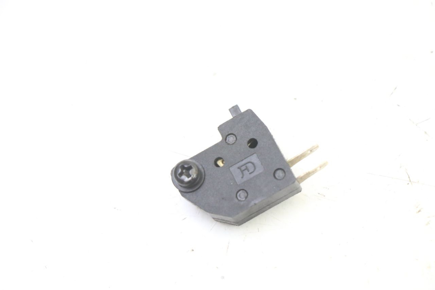 photo de INTERRUTTORE STOP DESTRA PEUGEOT KISBEE 2T 50 (2018 - 2022)
