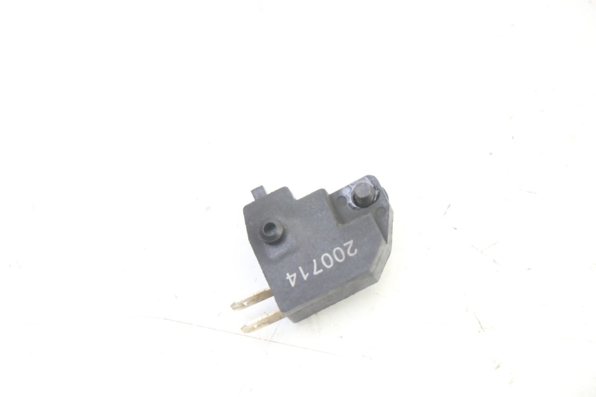 photo de INTERRUTTORE STOP DESTRA PEUGEOT KISBEE 2T 50 (2018 - 2022)