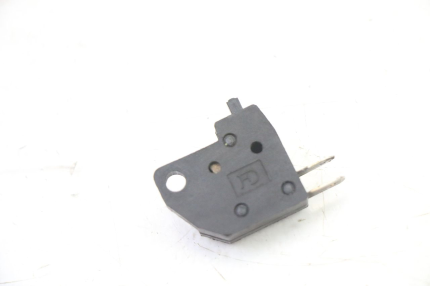 photo de Interruttore stop freno destro PEUGEOT KISBEE 2T 50 (2010 - 2017)