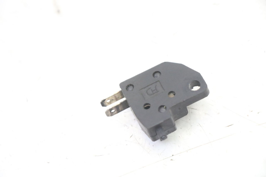 photo de Interruttore stop freno destro PEUGEOT KISBEE 2T 50 (2010 - 2017)
