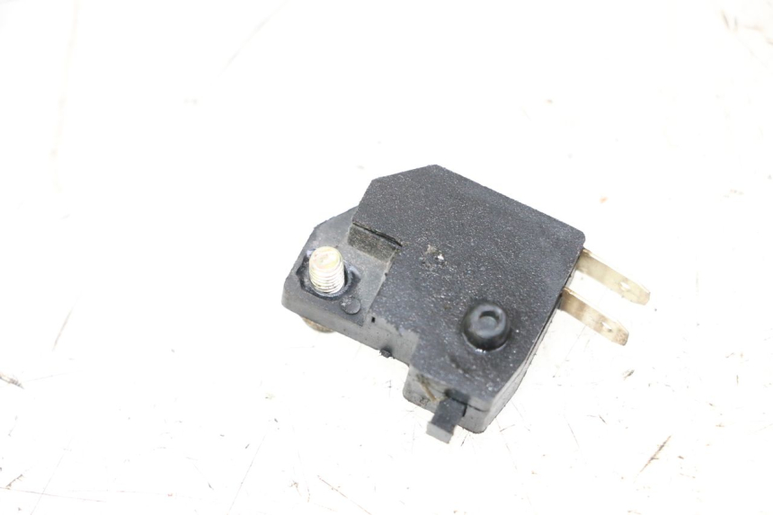 photo de Interruttore stop freno destro PEUGEOT KISBEE 2T 50 (2010 - 2017)
