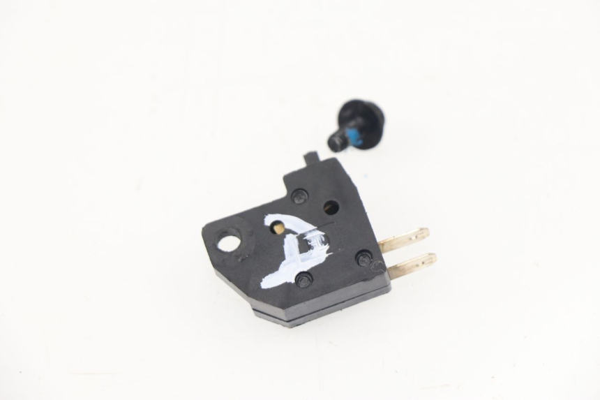 photo de Interruttore stop freno destro PEUGEOT KISBEE 2T 50 (2010 - 2017)
