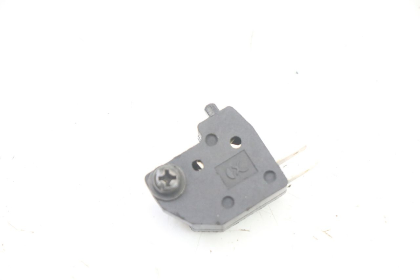 photo de INTERRUTTORE STOP FRENO DESTRO KYMCO AGILITY 4T 50 (2005 - 2018)