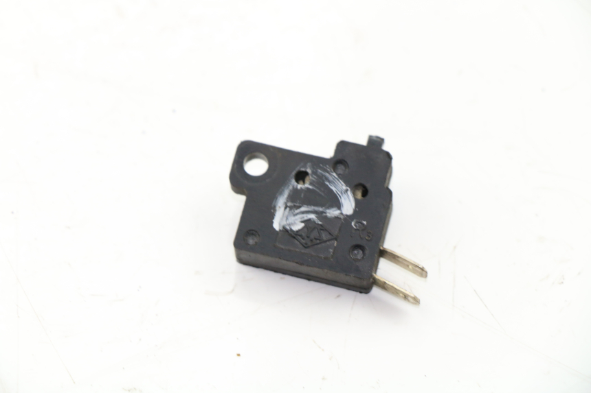 photo de Interruttore stop freno destro KYMCO PEOPLE S 125 (2000 - 2008)