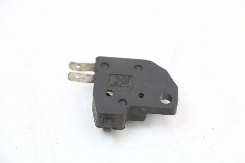 photo de INTERRUTTORE STOP DESTRA KYMCO SUPER 8 4T 50 (2021 - 2024)
