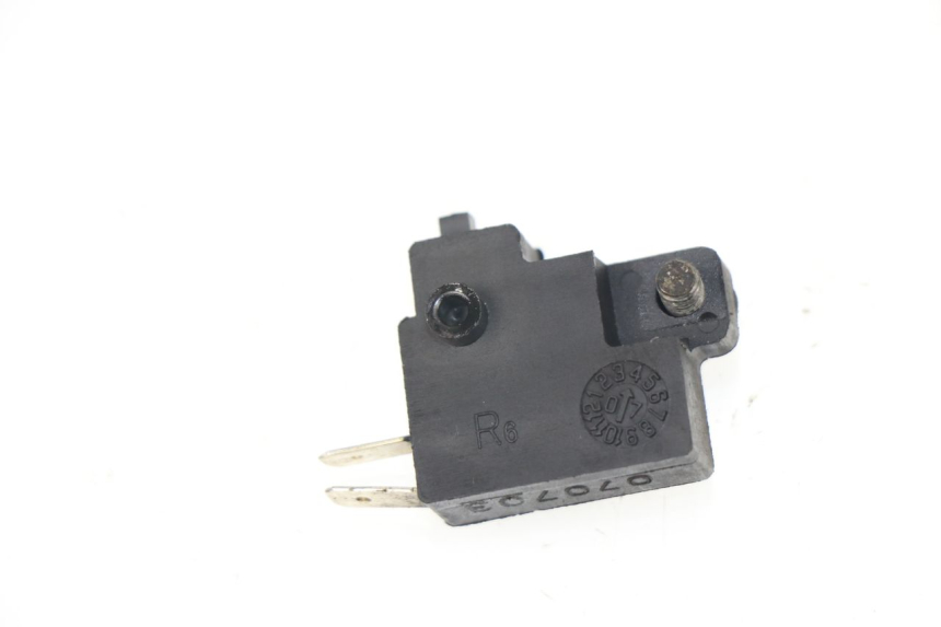 photo de Interruttore stop freno destro KYMCO XCITING 500 (2007 - 2010)