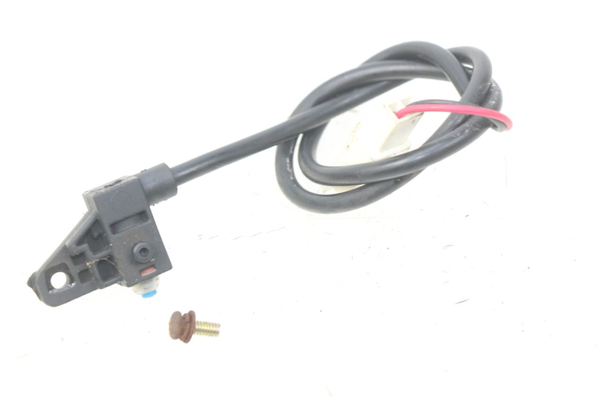 photo de Interruttore stop freno destro VENESI LOWIGI RETRO JJ50QT-3 50 (2020 - 2022) - Zoom sullo stato d'uso