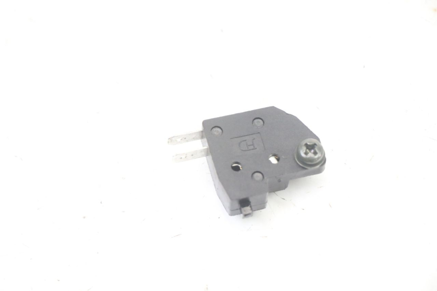 photo de INTERRUTTORE STOP DESTRA SYM ORBIT III 3 4T 50 (2021 - 2025)