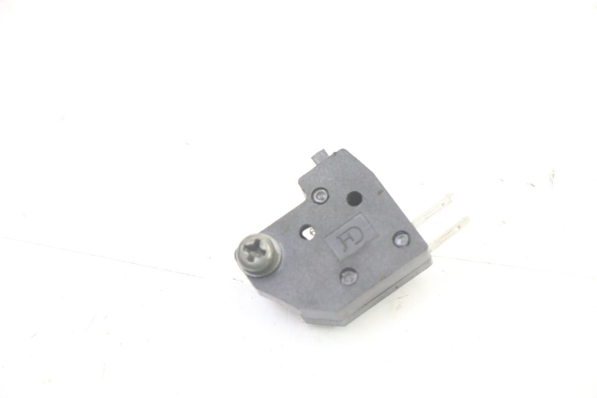photo de INTERRUTTORE STOP DESTRA SYM ORBIT III 3 4T 50 (2021 - 2025)