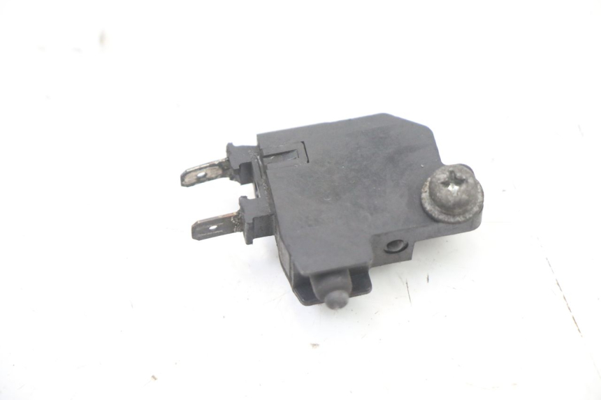 photo de INTERRUTTORE STOP FRENO DESTRO PEUGEOT SATELIS 125 (2013 - 2018)