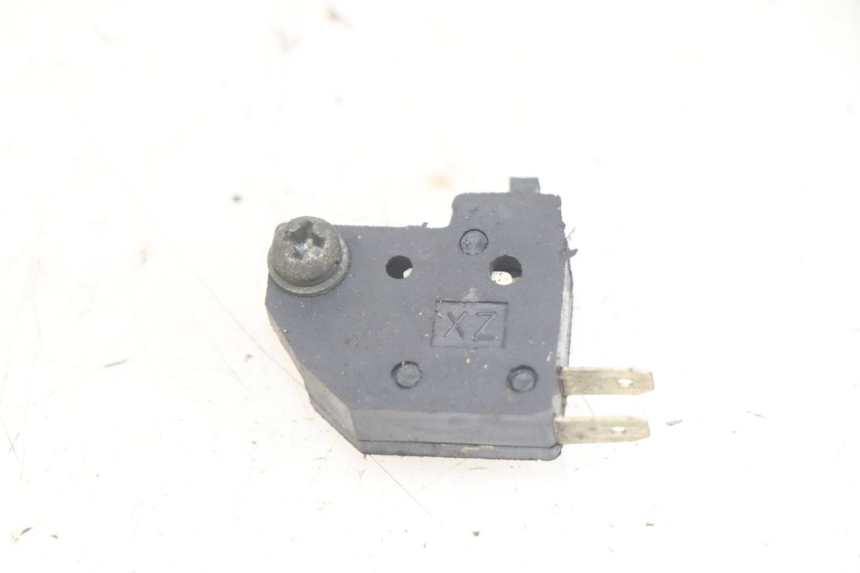 photo de CONTACTORE STOP DESTRO PEUGEOT TWEET 4T 50 (2010 - 2014)