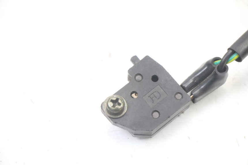 photo de INTERRUTTORE STOP DESTRA PEUGEOT TWEET 4T 50 (2018 - 2020)