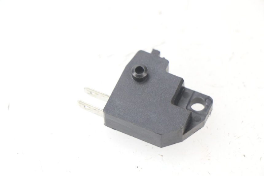 photo de Interruttore stop freno destro S-RIDER CAPRI 2T 50 (2010 - 2017)
