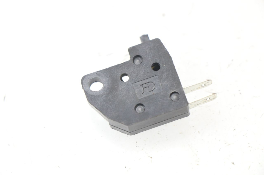 photo de Interruttore stop freno destro S-RIDER CAPRI 2T 50 (2010 - 2017)