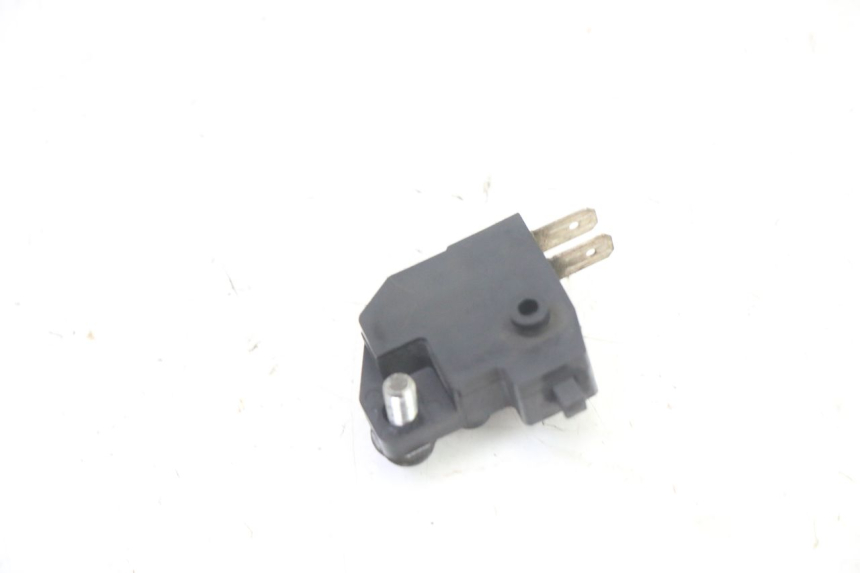 photo de INTERRUTTORE STOP FRENO DESTRO PEUGEOT SATELIS 125 (2013 - 2018)