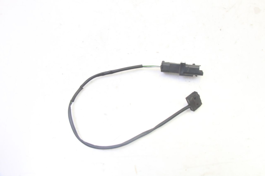 photo de INTERRUTTORE STOP FRENO DESTRO PEUGEOT SATELIS 125 (2006 - 2009)