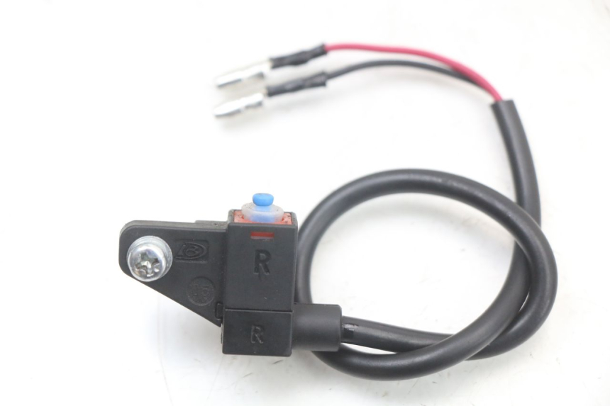 photo de INTERRUTTORE STOP DESTRA VASTRO STREET X 4T 50 (2016 - 2021)