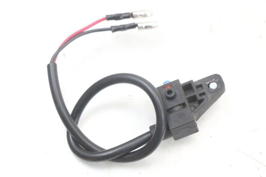 photo de INTERRUTTORE STOP DESTRA VASTRO STREET X 4T 50 (2016 - 2021)