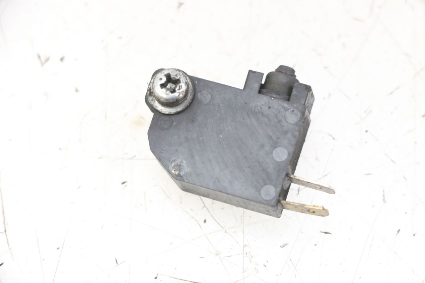 photo de INTERRUTTORE STOP DESTRA SUZUKI BURGMAN 125 (2015 - 2017)